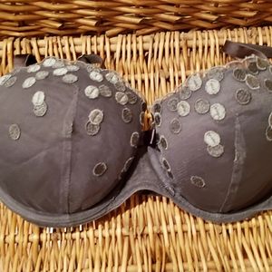 DONATING SOON 3/$5 Demi Cup Bra EUC 34 D
